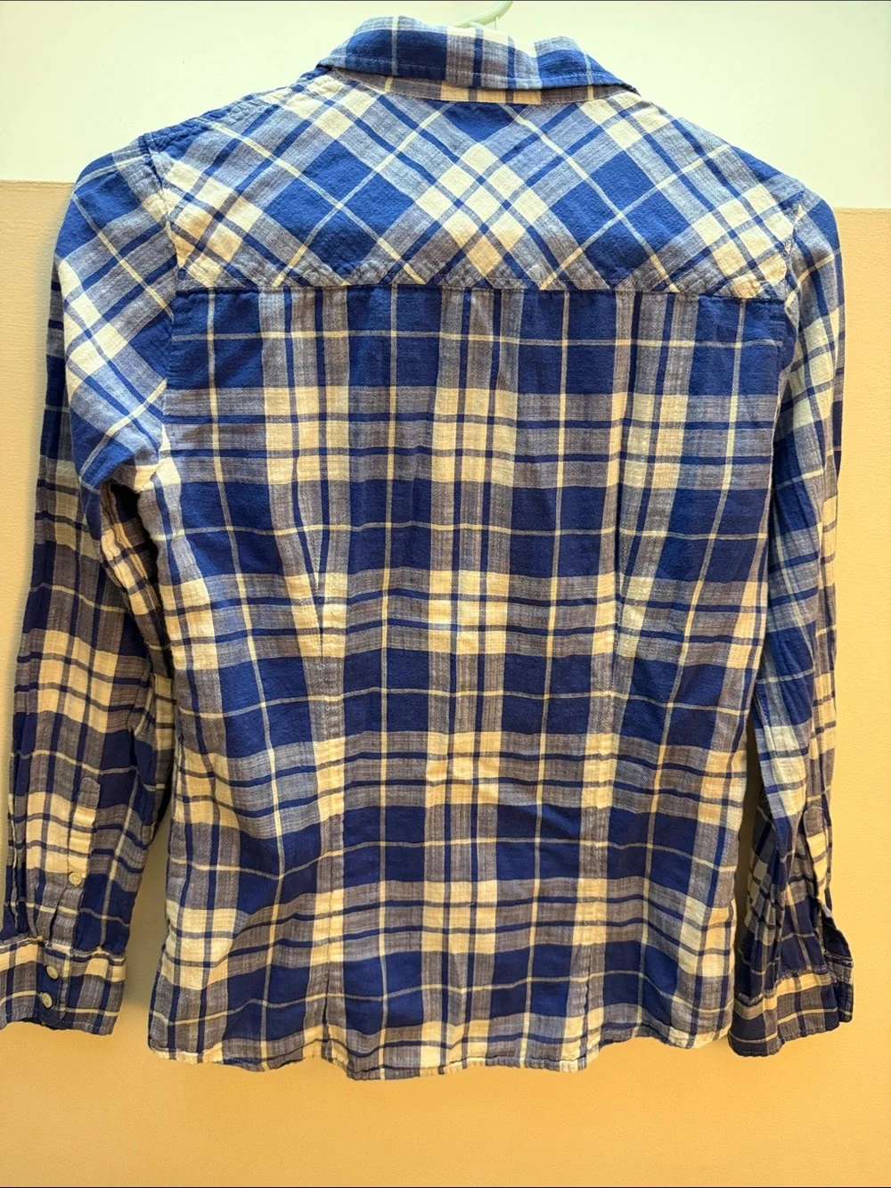 J. Crew Perfect Blue and White Plaid Long-Sleeve Button-Down Shirt size 4